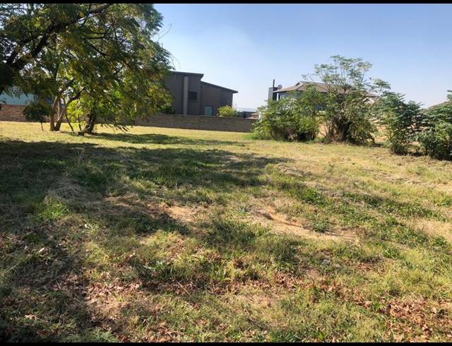 LAND FOR SALE IN SILVERWOODS COUNTRY ESTATE